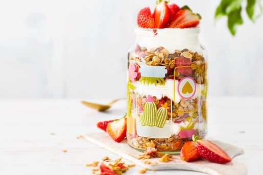 moccona jar inspiration coffee maple syrup strawberry granola teaser